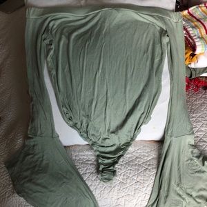 Bell sleeve bodysuit - Missguided